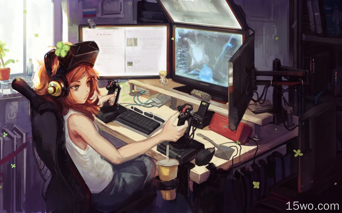 动漫女孩玩PC游戏