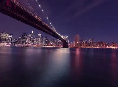 美国纽约，布鲁克林大桥，夜晚，城市景观，摩天大楼，倒影，水 3000x2000
