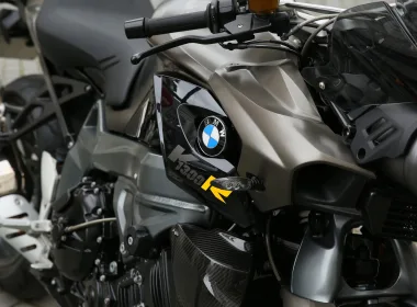 座驾 BMW K1300R 宝马 摩托车 Bike Close-Up 高清壁纸 3840x2160