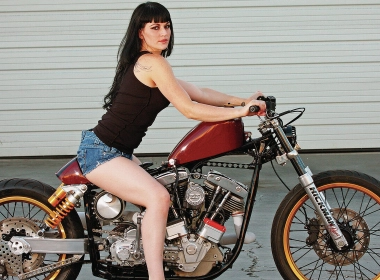 女性 摩托车模 摩托车 高清壁纸 3840x2160