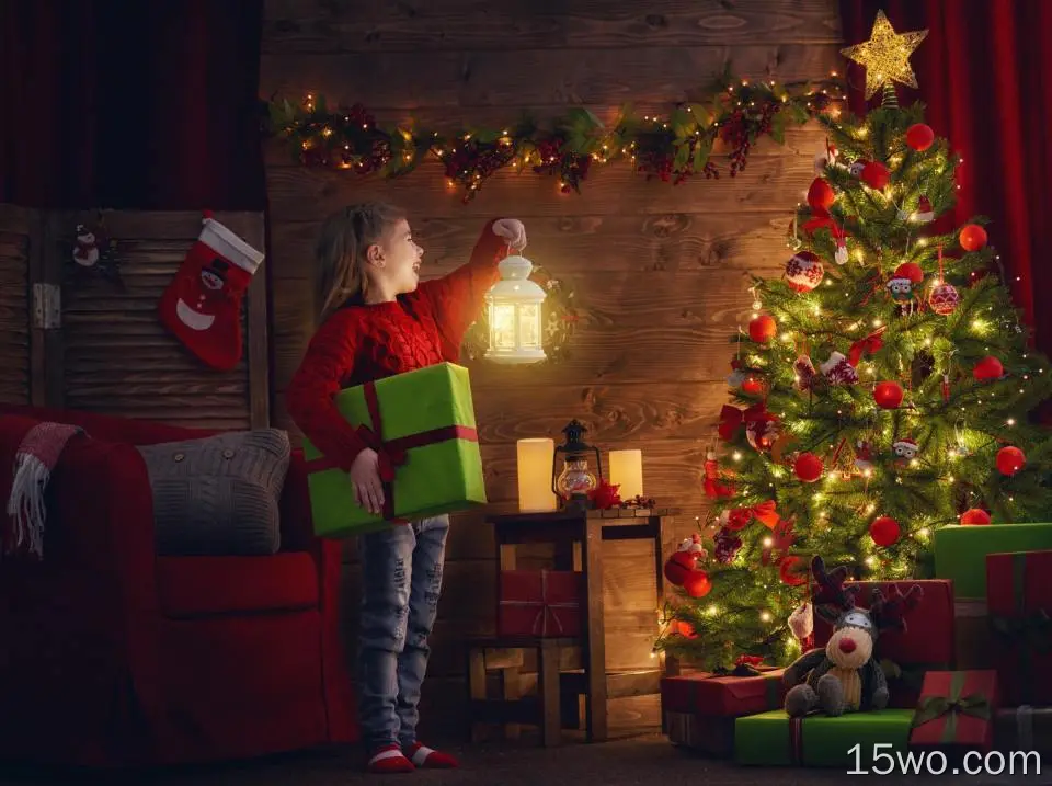 节日 圣诞节 Christmas Tree 礼物 Little Girl Christmas Lights 高清壁纸