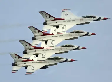 军事 飞行表演 军用飞机 F-16战斗机 United States Air Force Thunderbirds 喷气式战斗机 飞机 高清壁纸 2900x1929