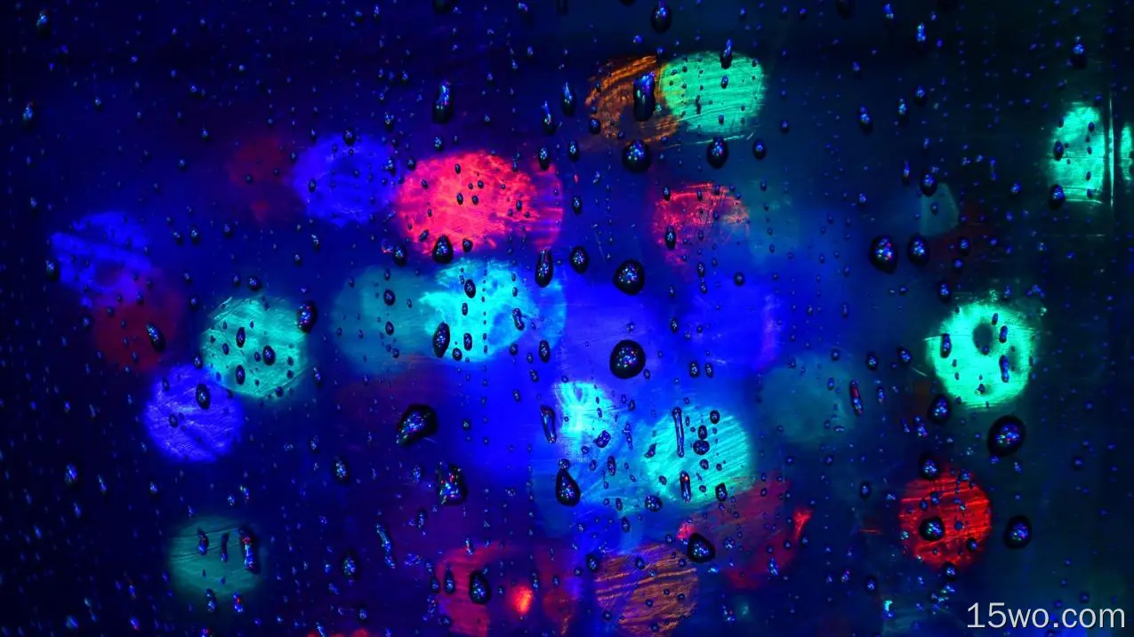 夜晚，玻璃上的雨，水滴，波基
