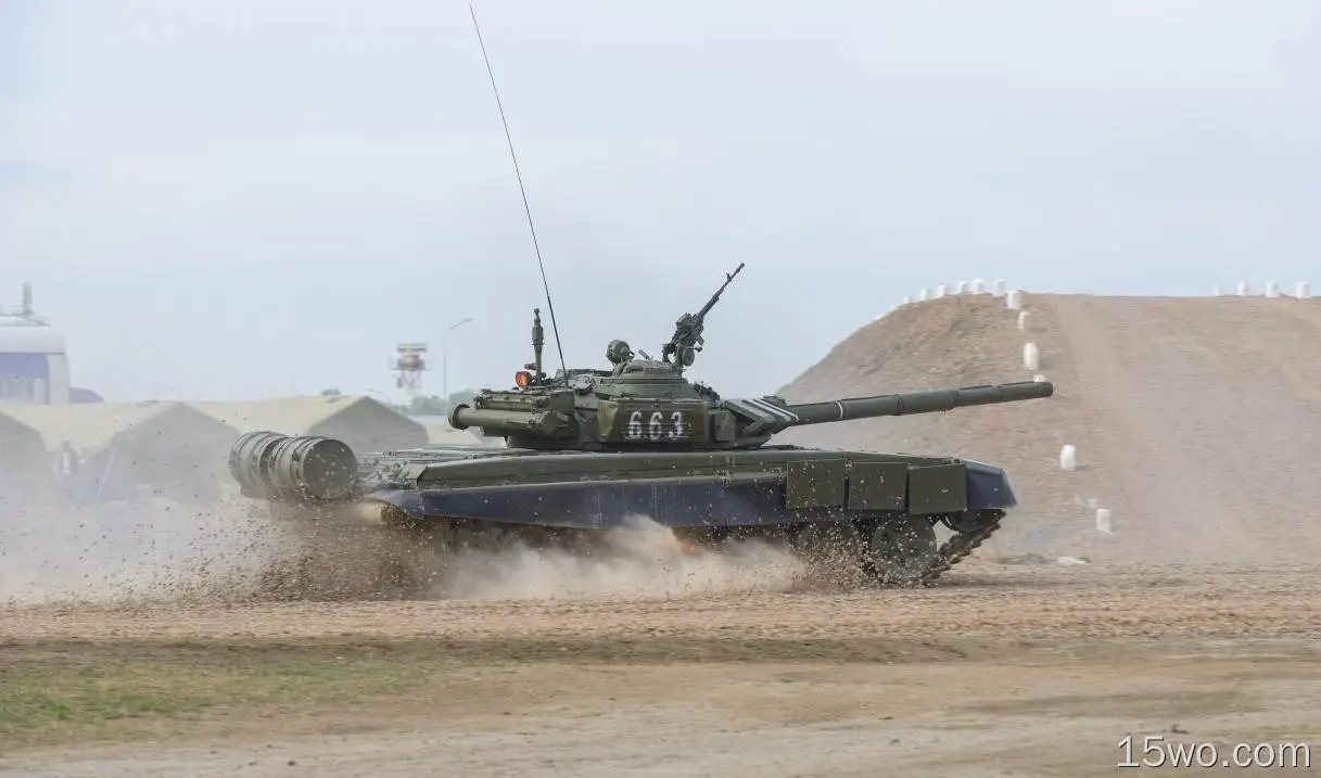 军用t-72坦克