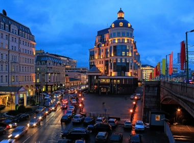 俄罗斯，莫斯科，建筑，夜晚，道路，汽车 3072x2048