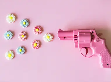 武器 左轮手枪 粉色 玩具 高清壁纸 4460x2974