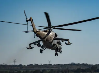 军事 米-24武装直升机 军用直升机 Attack Helicopter 直升机 飞机 高清壁纸 3685x2073