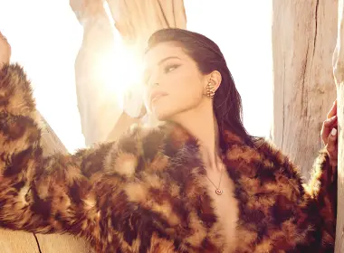 Selena Gomez Vogue墨西哥2020 4k 3840x2160