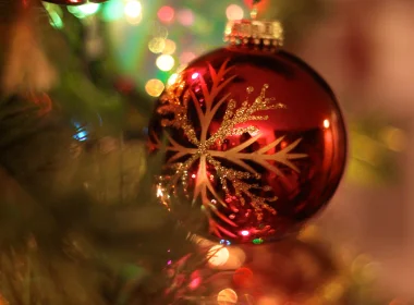 节日 圣诞节 Christmas Ornaments 球体 红色 高清壁纸 3840x2160