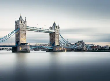 伦敦桥、河流、多云天气 3840x2160