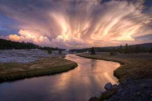 自然 河流 风景 天空 大自然 云 高清壁纸  2560x1600