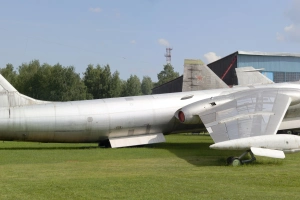 军事 Myasishchev M-4 轰炸机 高清壁纸  15400x5005