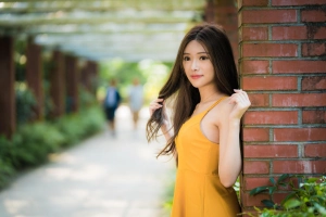 女性 亚洲 女孩 Woman 模特 Depth Of Field Brunette Yellow Dress 高清壁纸  6000x4002