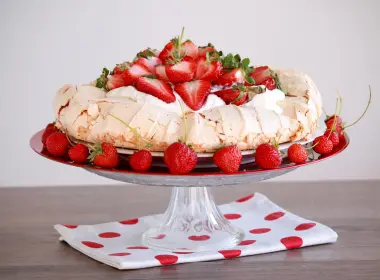 食物 Pavlova 浆果 草莓 蛋糕 甜点 高清壁纸 4272x2848