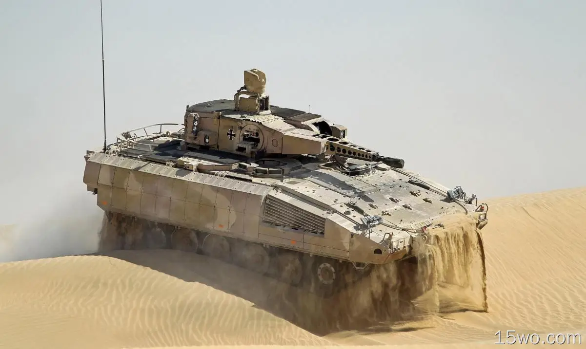 军事 Puma (IFV) 军用车辆 Puma 交通工具 Sand Infantry Fighting Vehicle 高清壁纸