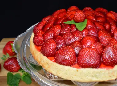草莓蛋糕、馅饼、甜点、烘焙、甜食 3840x2160