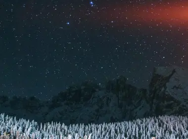 nk17夜山太空星冬季冷蓝耀斑 3840x2400