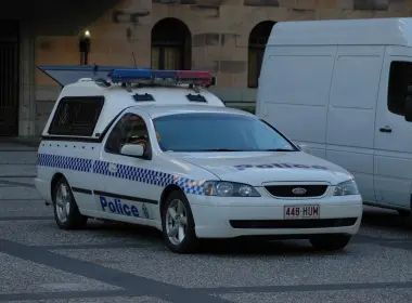 座驾 警车 Queensland 福特 Van 高清壁纸 3008x2000
