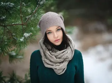 女性 安吉丽娜·佩特洛娃 模特 乌克兰 Woman Brunette Scarf Hat 散焦 Blue Eyes 高清壁纸 5472x3648