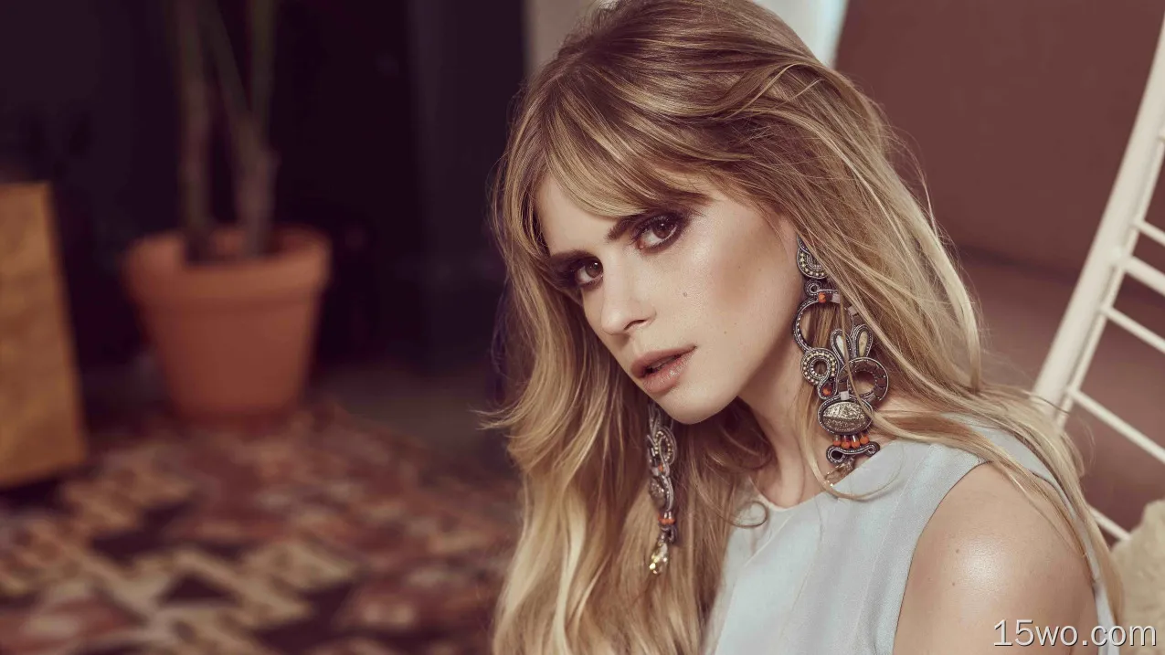 Carlson Young 2019 5k壁纸