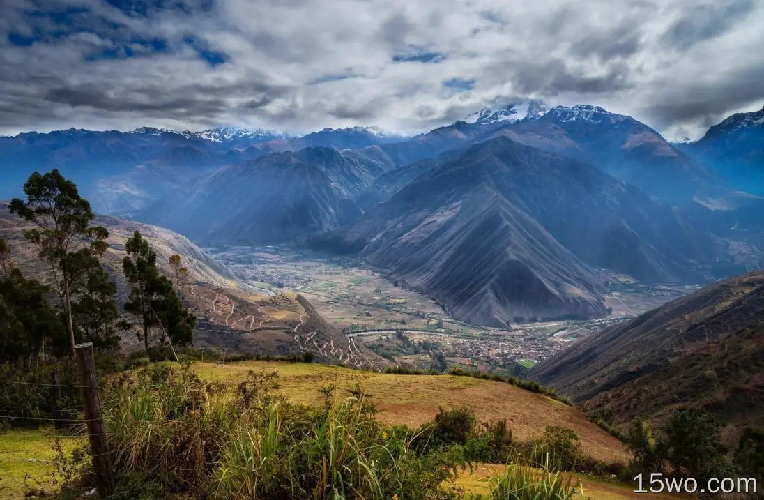 自然 山 Sacred Valley Andes 秘鲁 高清壁纸
