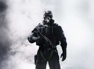 烟雾中全副武装戴着防毒面具的特警霸气壁纸 3840x2400