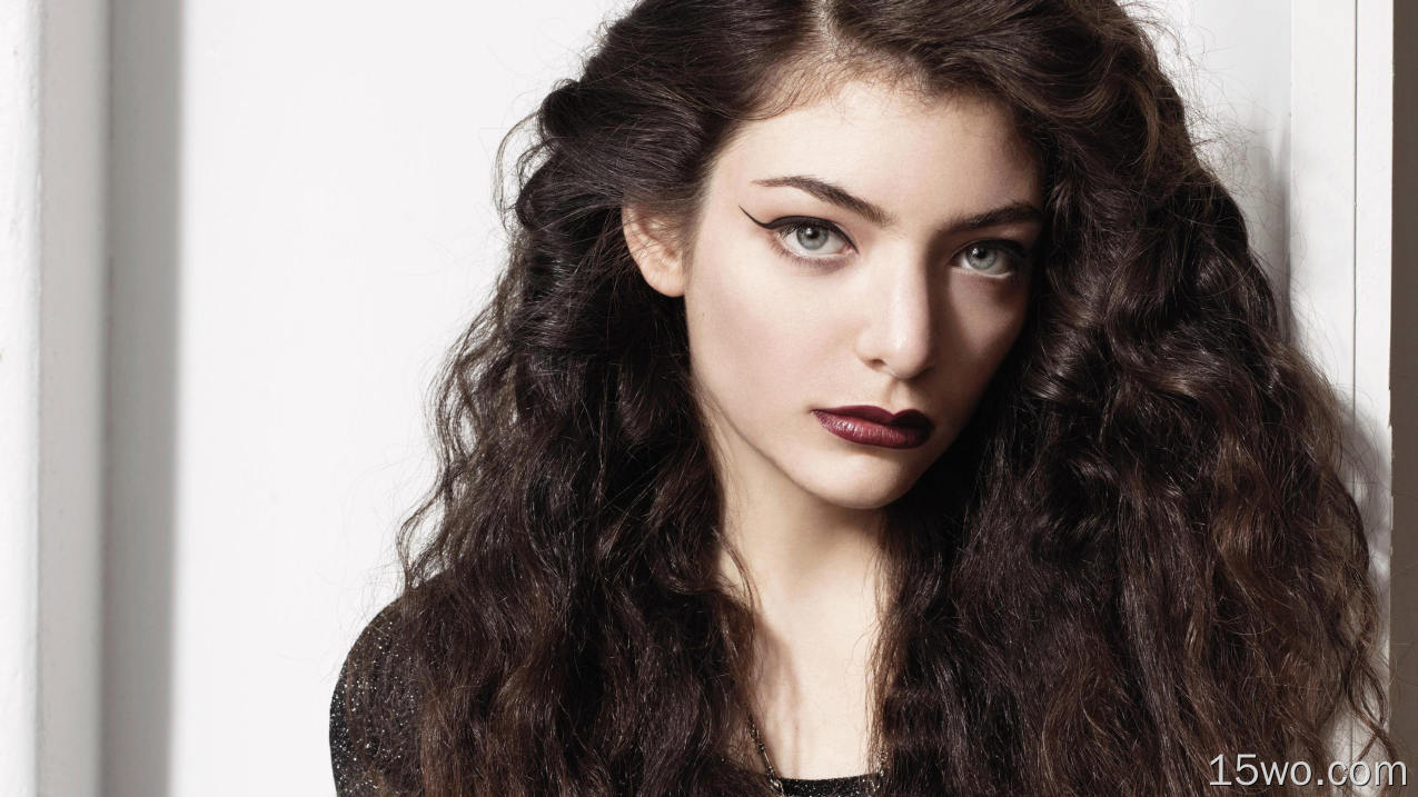 音乐 Lorde 歌手 新西兰 Singer Black Hair Lipstick Blue Eyes 面容 Close-Up 高清壁纸