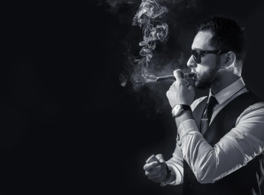 摄影 Men Man Sunglasses 烟 Monochrome Smoking Cigar 高清壁纸 5120x2880